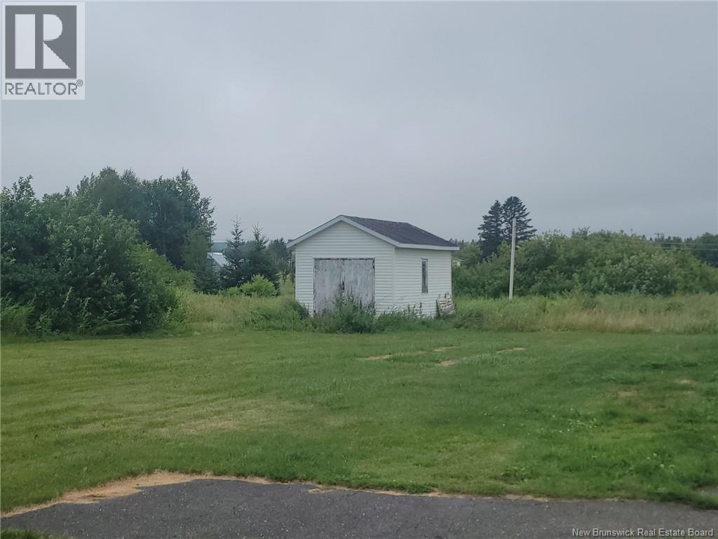211 Chemin Theriault - 2