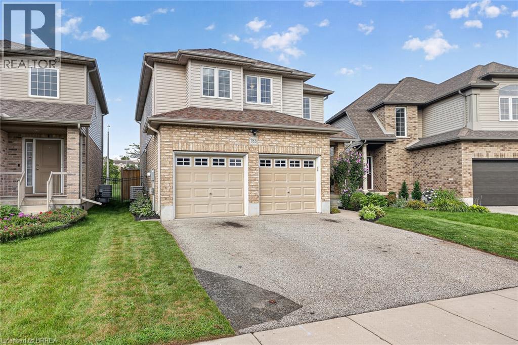 783 FRONTENAC Crescent - Image 4