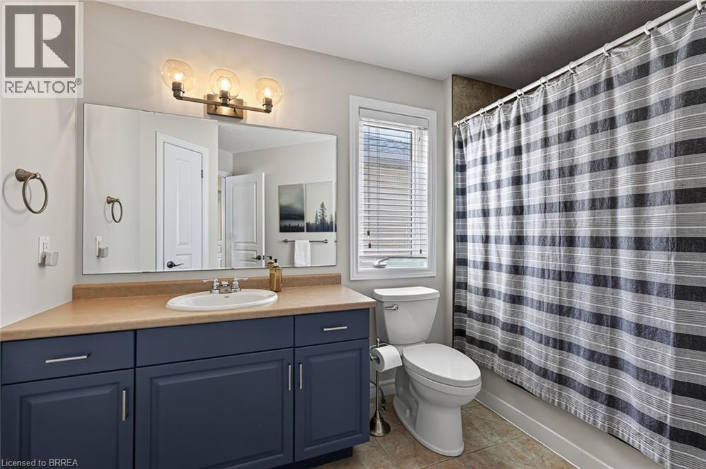783 FRONTENAC Crescent - Image 26