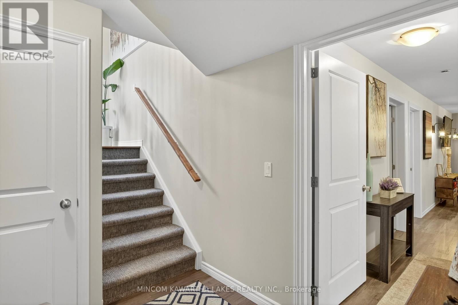 127 MILROY DRIVE - Image 33