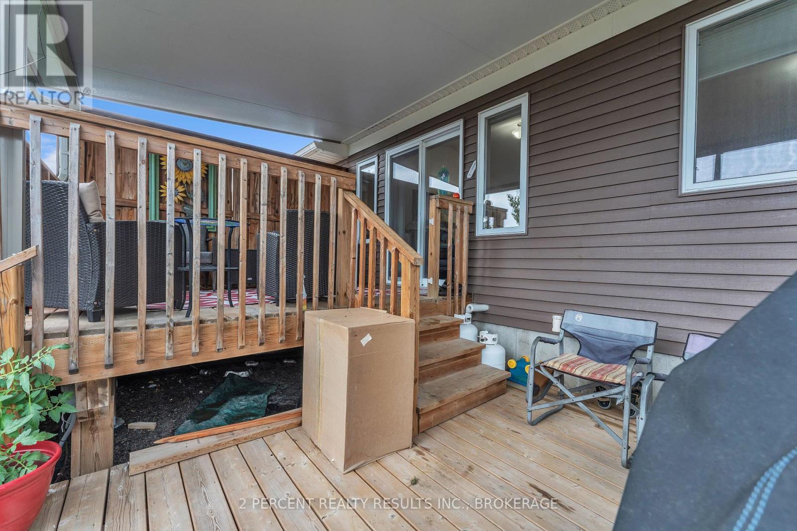 36 SANDHU CRESCENT - 36