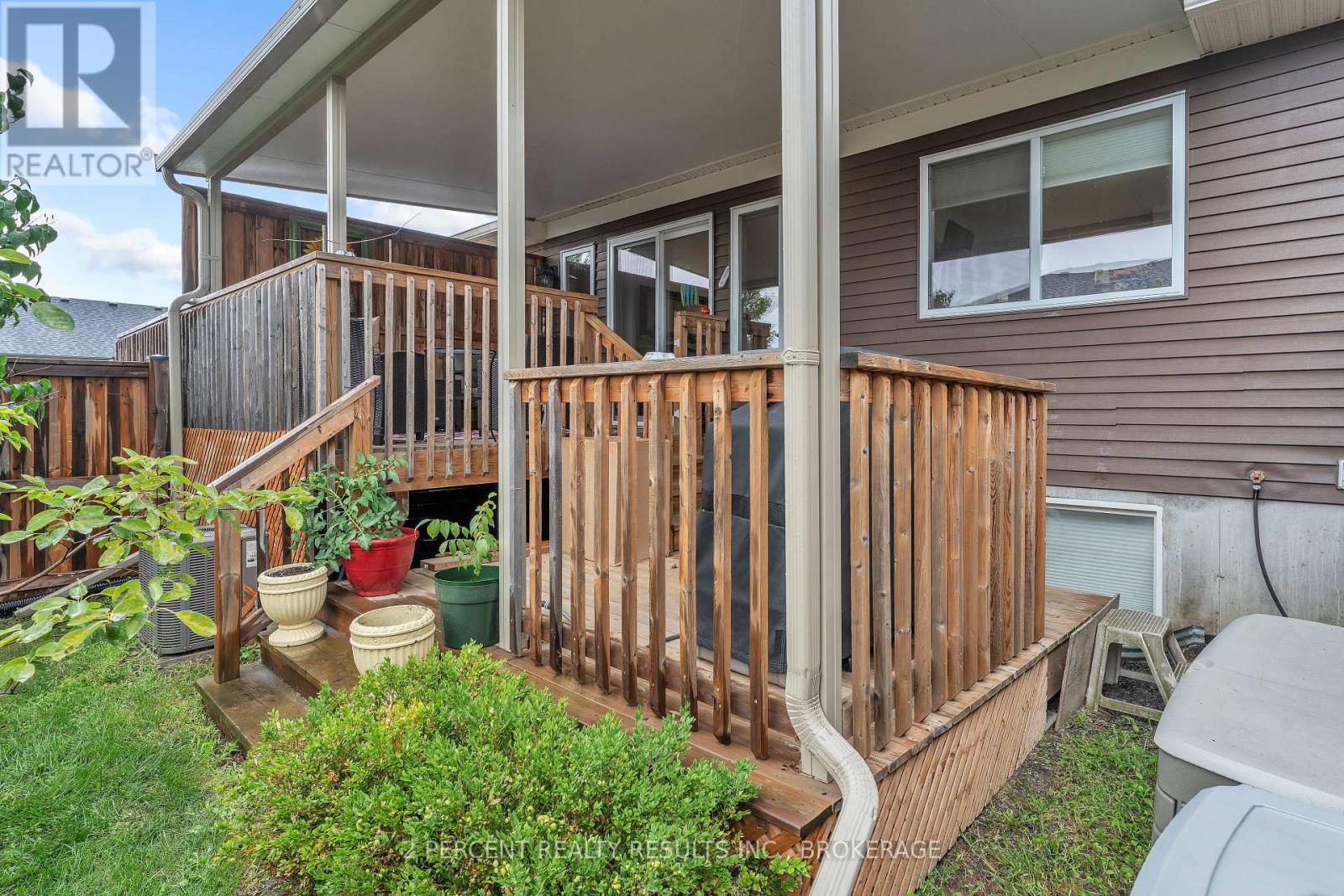 36 SANDHU CRESCENT - 40