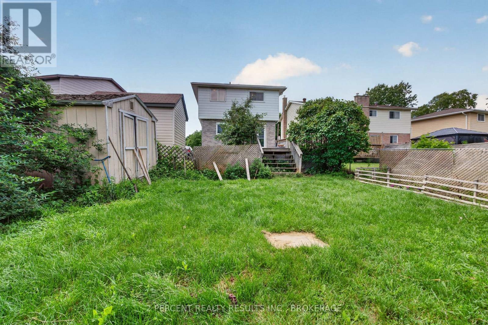 1046 PINEWOOD PLACE - 28