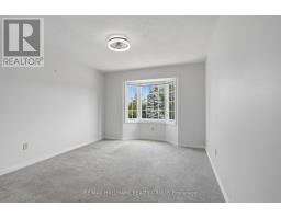 30 Rowe Drive, Ottawa, ON K2L3Y3 Photo 14