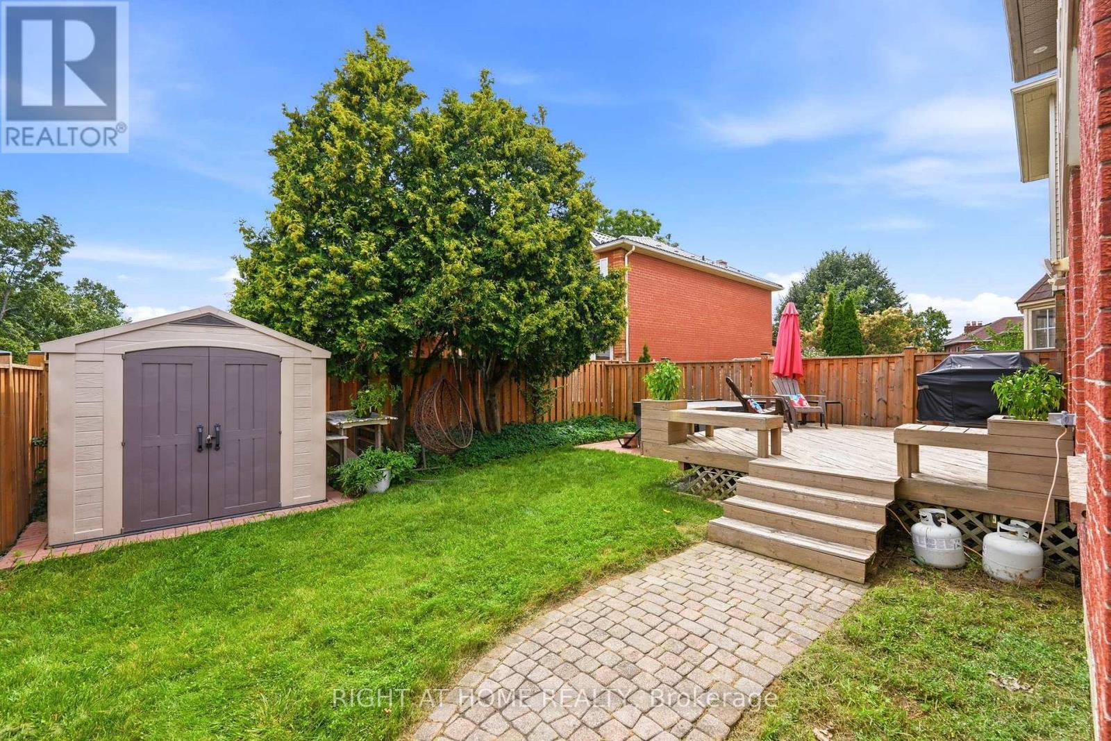 2295 WILDWOOD CRESCENT - Image 32