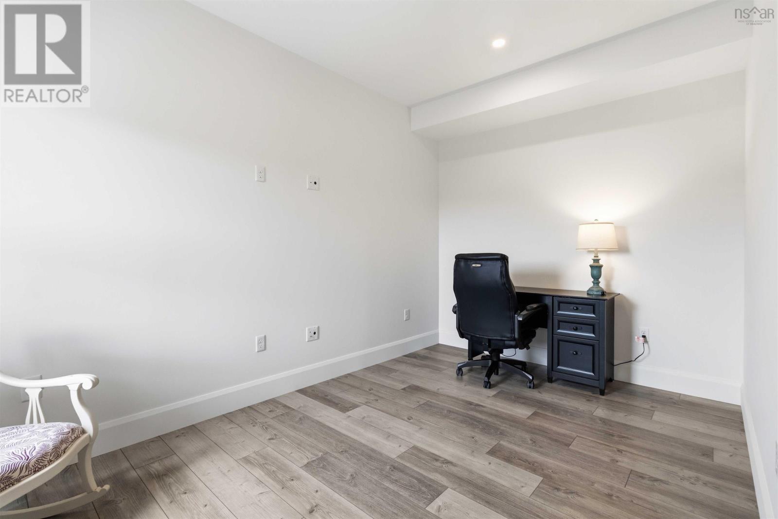 Property 28 of 36 of 339 Windgate Drive