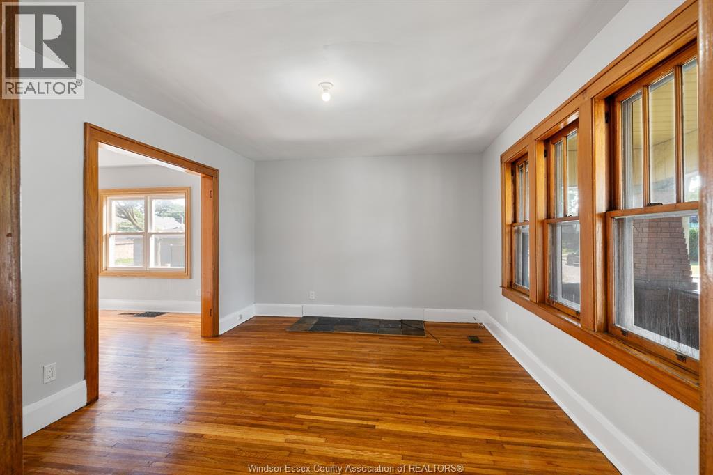 1890 ONEIDA COURT - 2