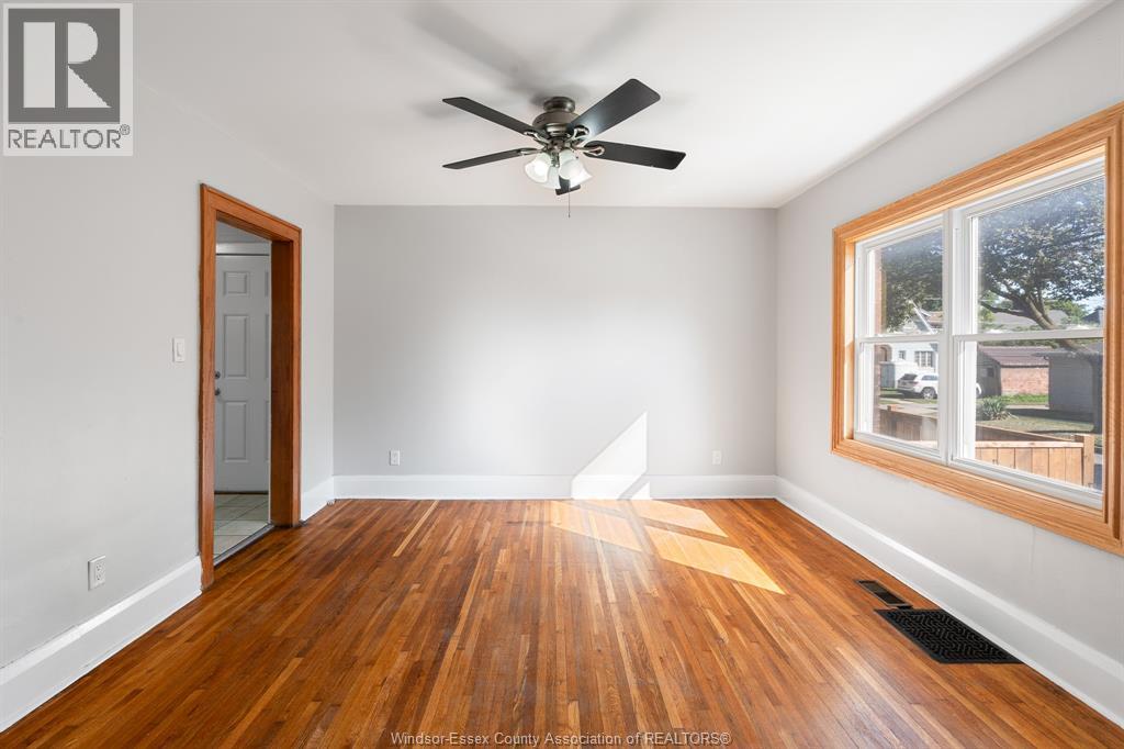 1890 ONEIDA COURT - 5