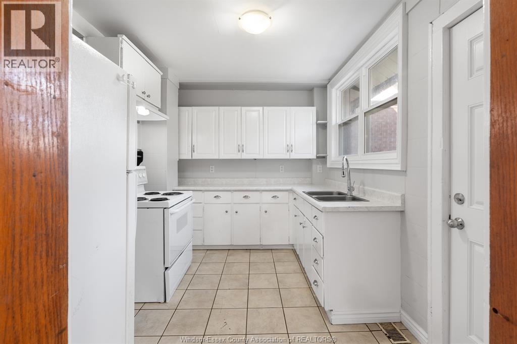 1890 ONEIDA COURT - Image 7