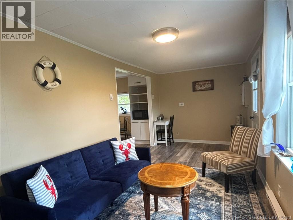 71 Thoroughfare Road - Image 4