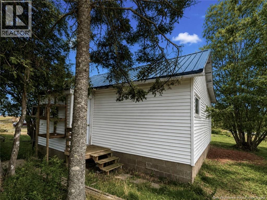 71 Thoroughfare Road - Image 40