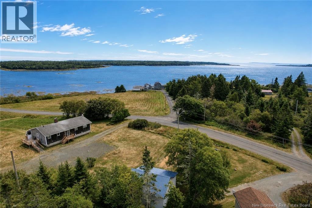 71 Thoroughfare Road