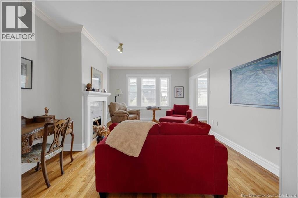 135 Orange Street - 10