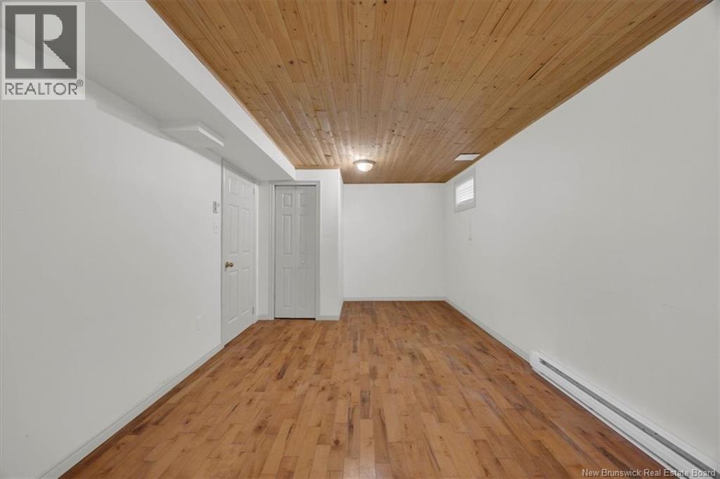 135 Orange Street - 25