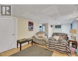 26 Lloyd Crescent thumbnail 31