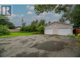 26 Lloyd Crescent thumbnail 5