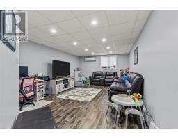 9 Mayfair Avenue thumbnail 21
