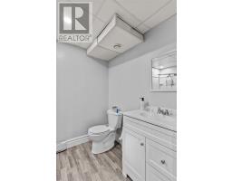 9 Mayfair Avenue thumbnail 23
