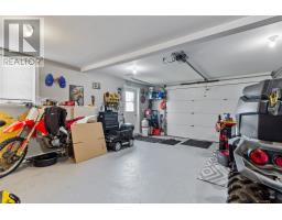 9 Mayfair Avenue thumbnail 26