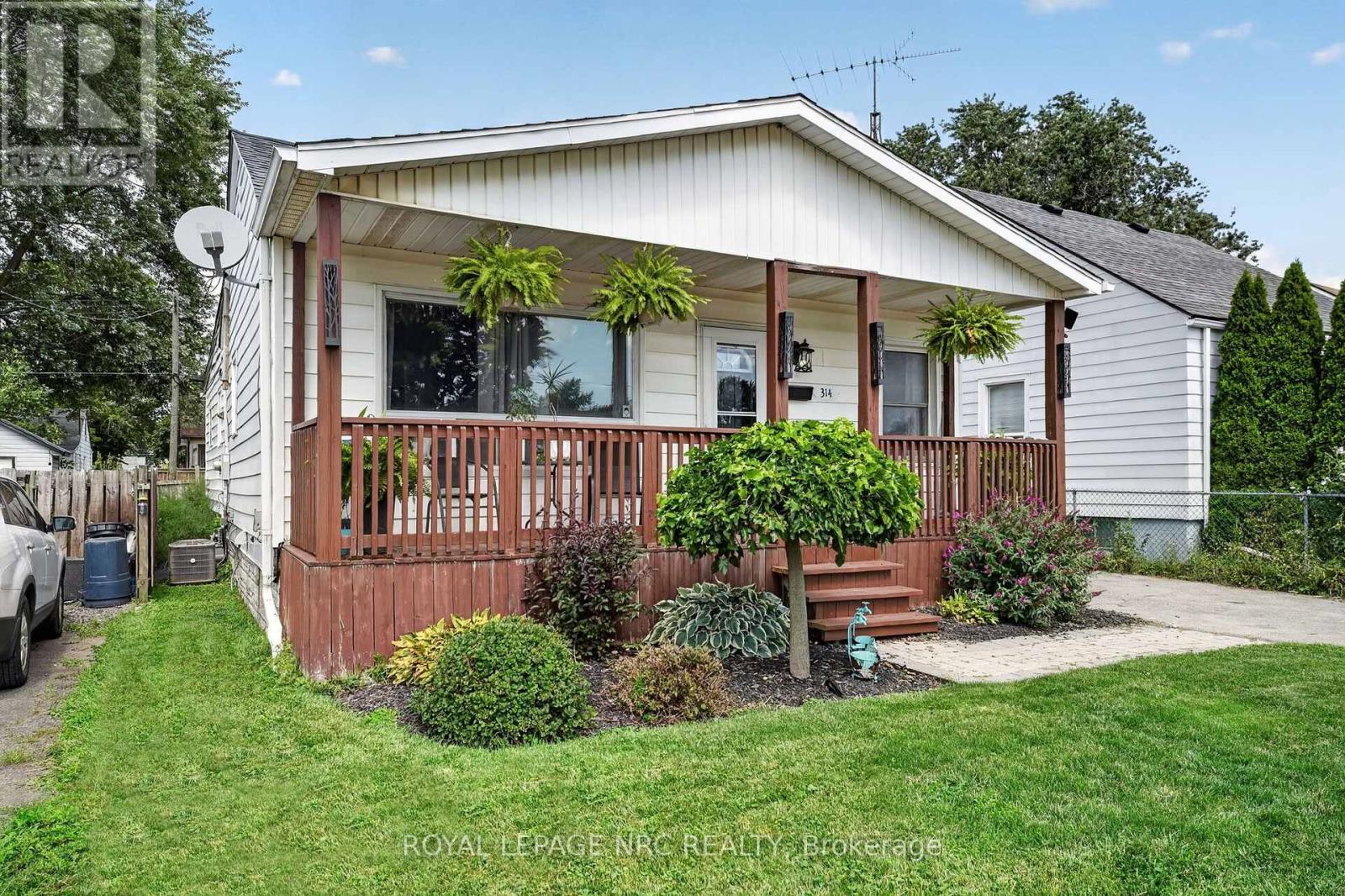 314 DIEPPE STREET - 4