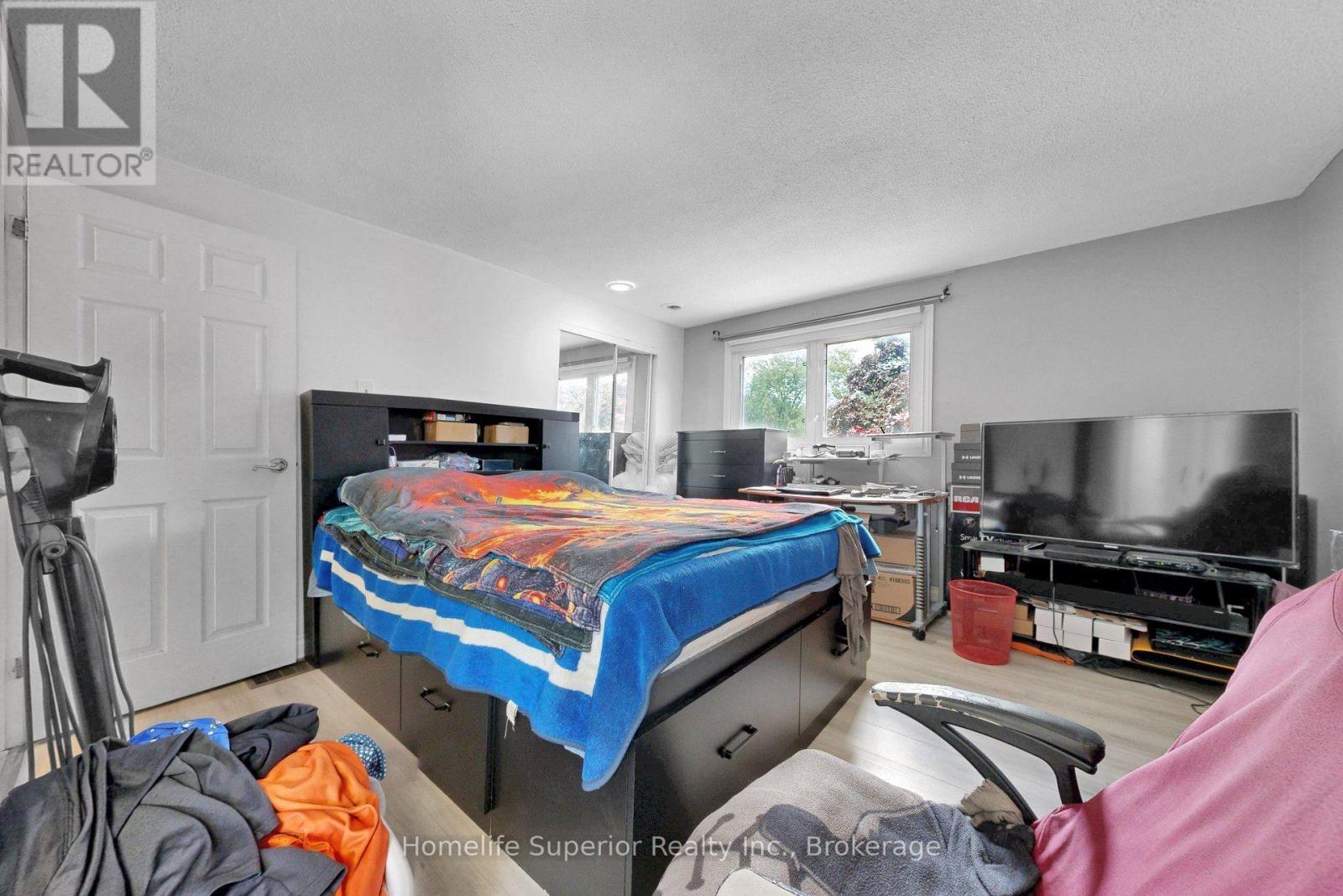 641 MERLIN COURT - Image 24