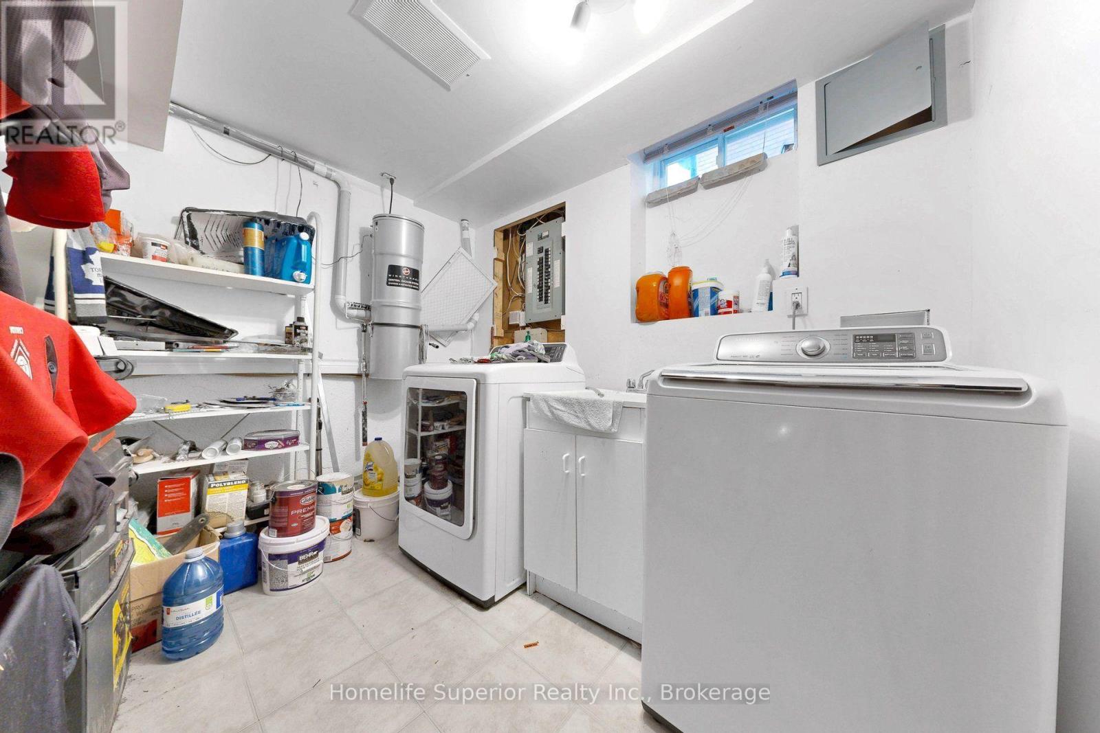 641 MERLIN COURT - Image 32