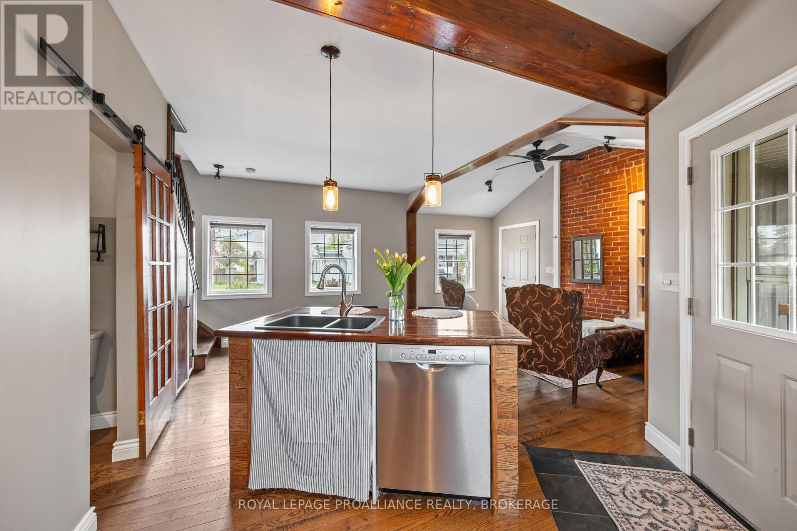 277 BROCK STREET - Image 32