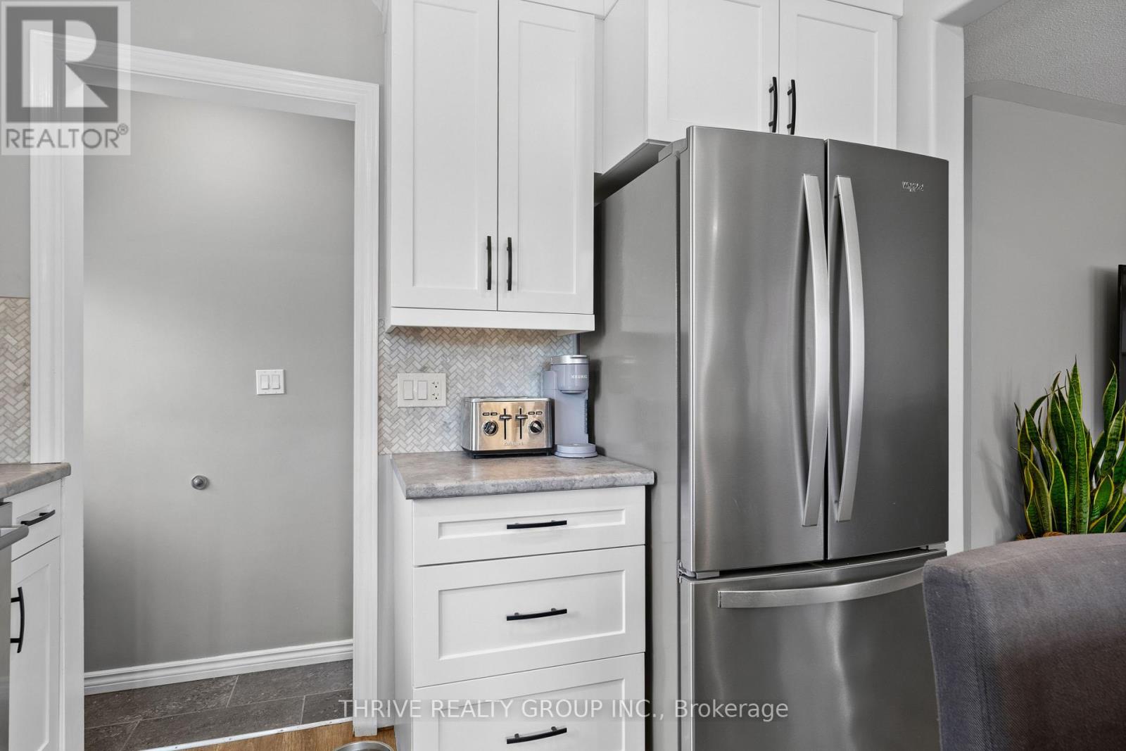 26 HEATH PLACE - Image 18