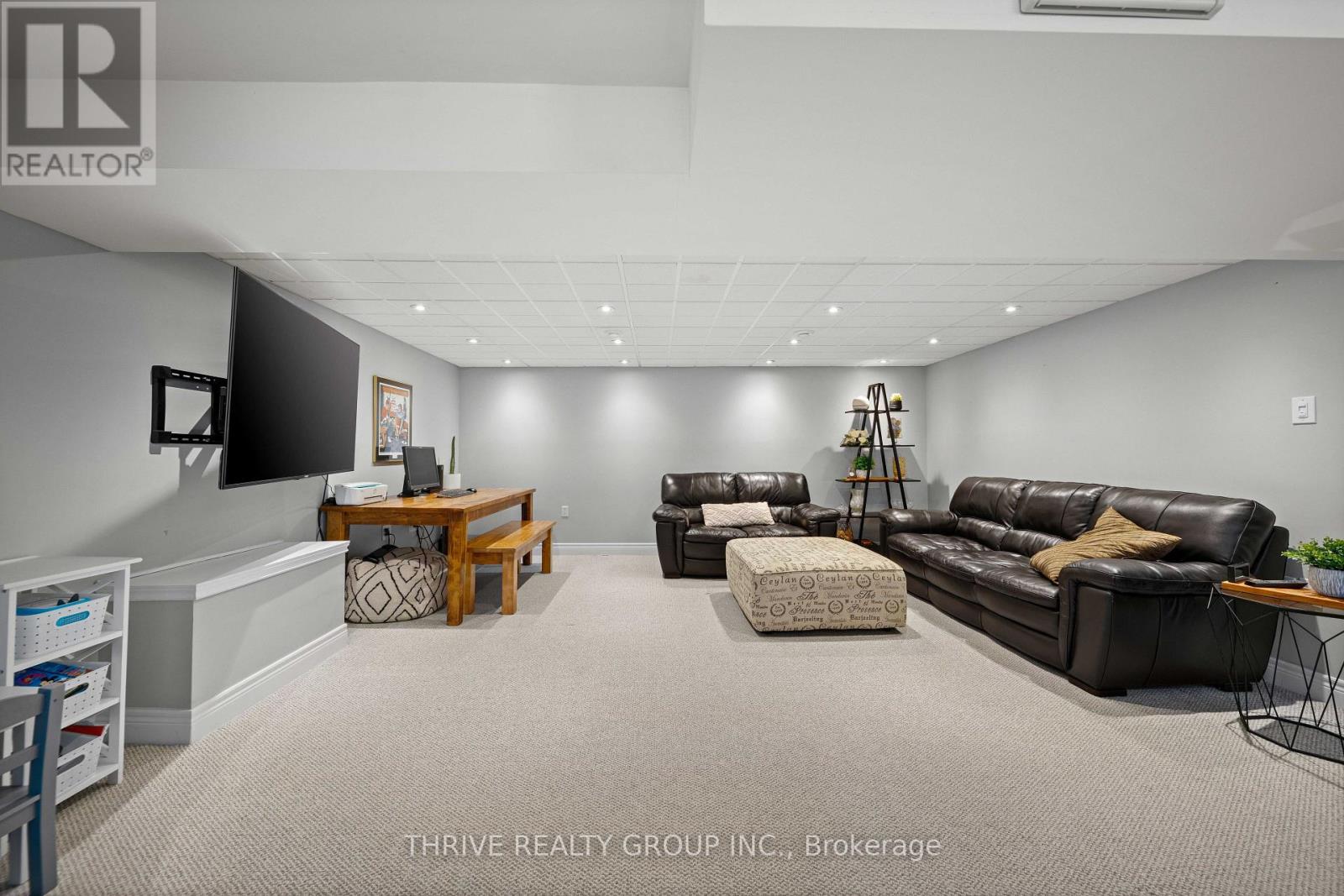 26 HEATH PLACE - Image 32