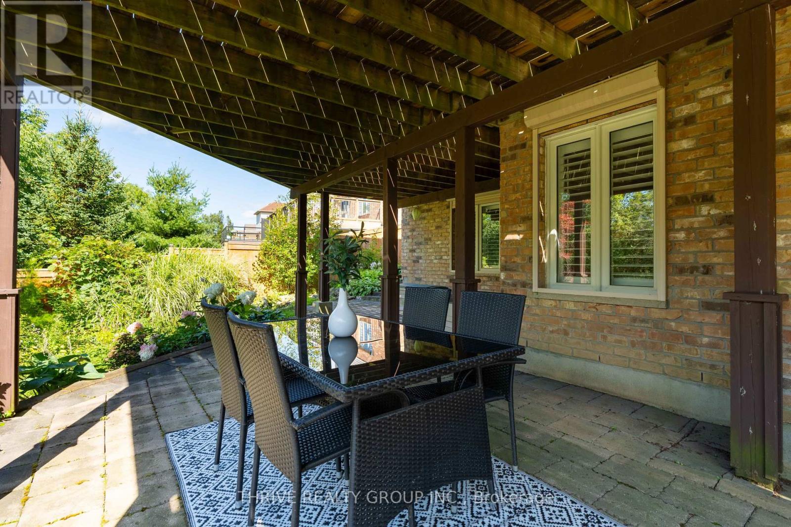 1193 THORNLEY STREET - 49