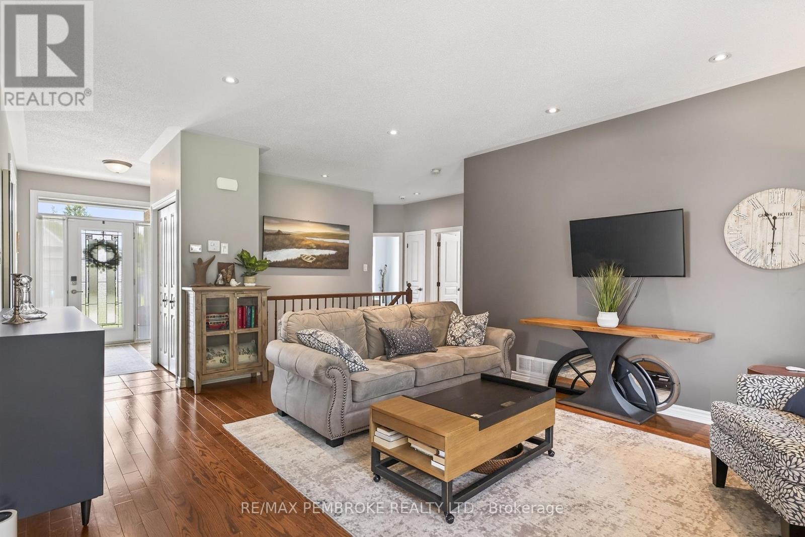 26 BEDARD BOULEVARD - Image 21