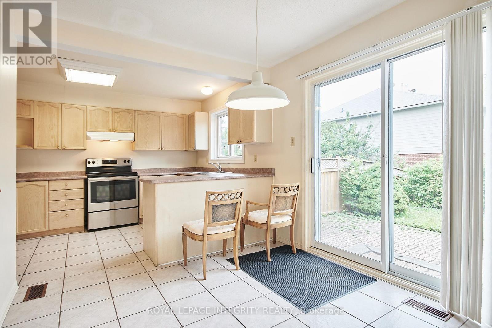 51 HAVENHURST CRESCENT - 8