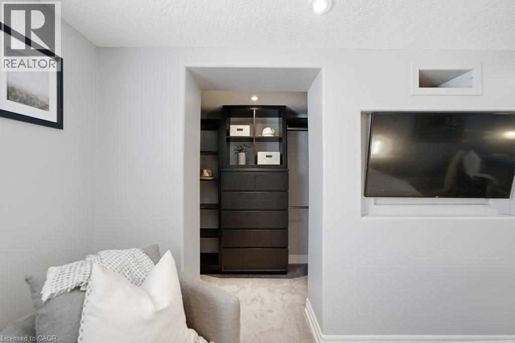 105 MUNN Street - 20