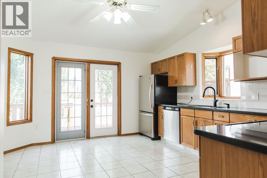 10610 Michaelis Boulevard - 11