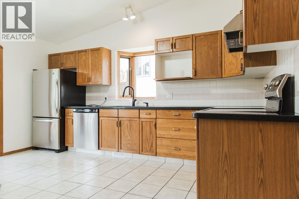 10610 Michaelis Boulevard - 12