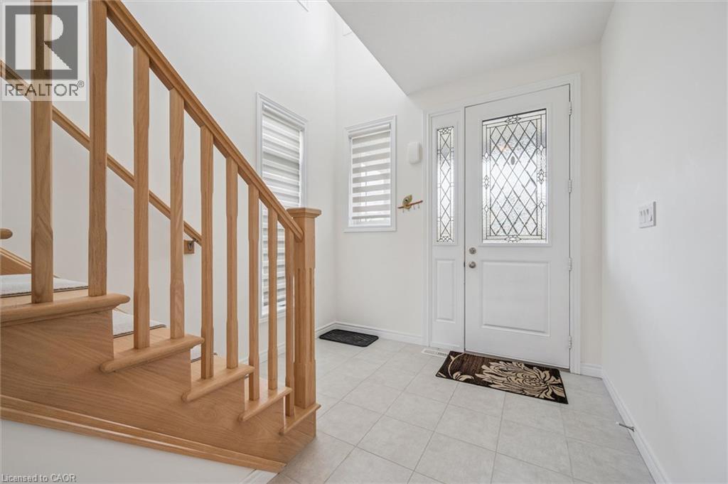 153 RIVERTRAIL Avenue - Image 4