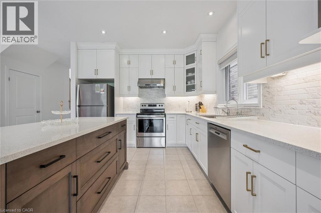 153 RIVERTRAIL Avenue - Image 8