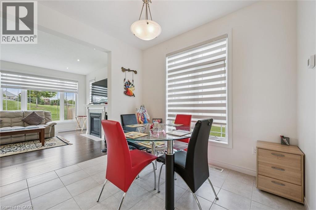 153 RIVERTRAIL Avenue - Image 14