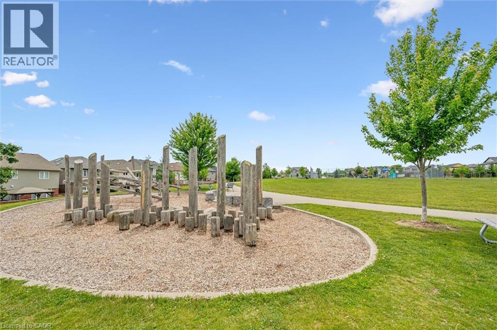 153 RIVERTRAIL Avenue - 38