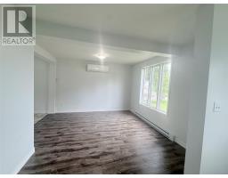 2 Eighteenth Avenue thumbnail 17
