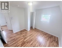 2 Eighteenth Avenue thumbnail 21