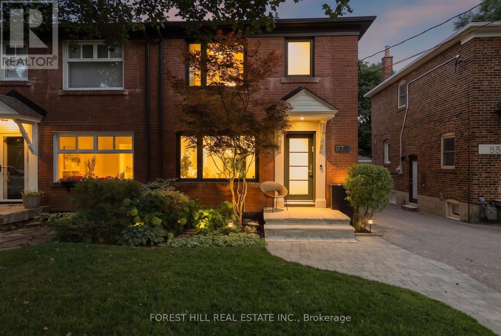 87 THURSFIELD CRESCENT - 38