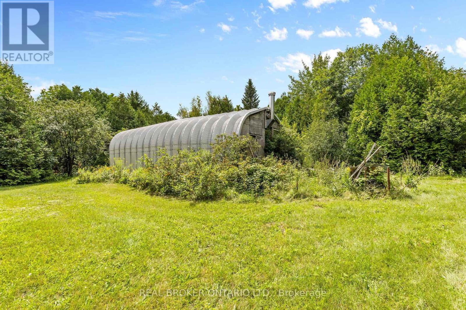 10827 JELLYBY ROAD - Image 34