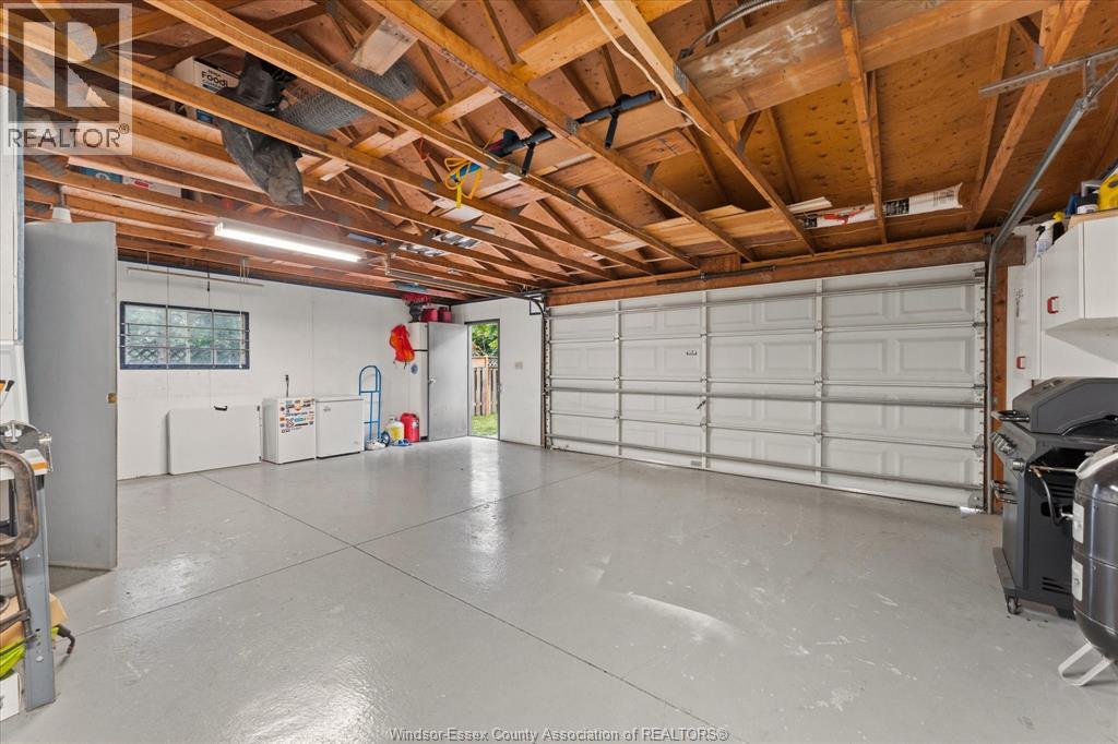 1776 GLENDALE AVENUE - 36