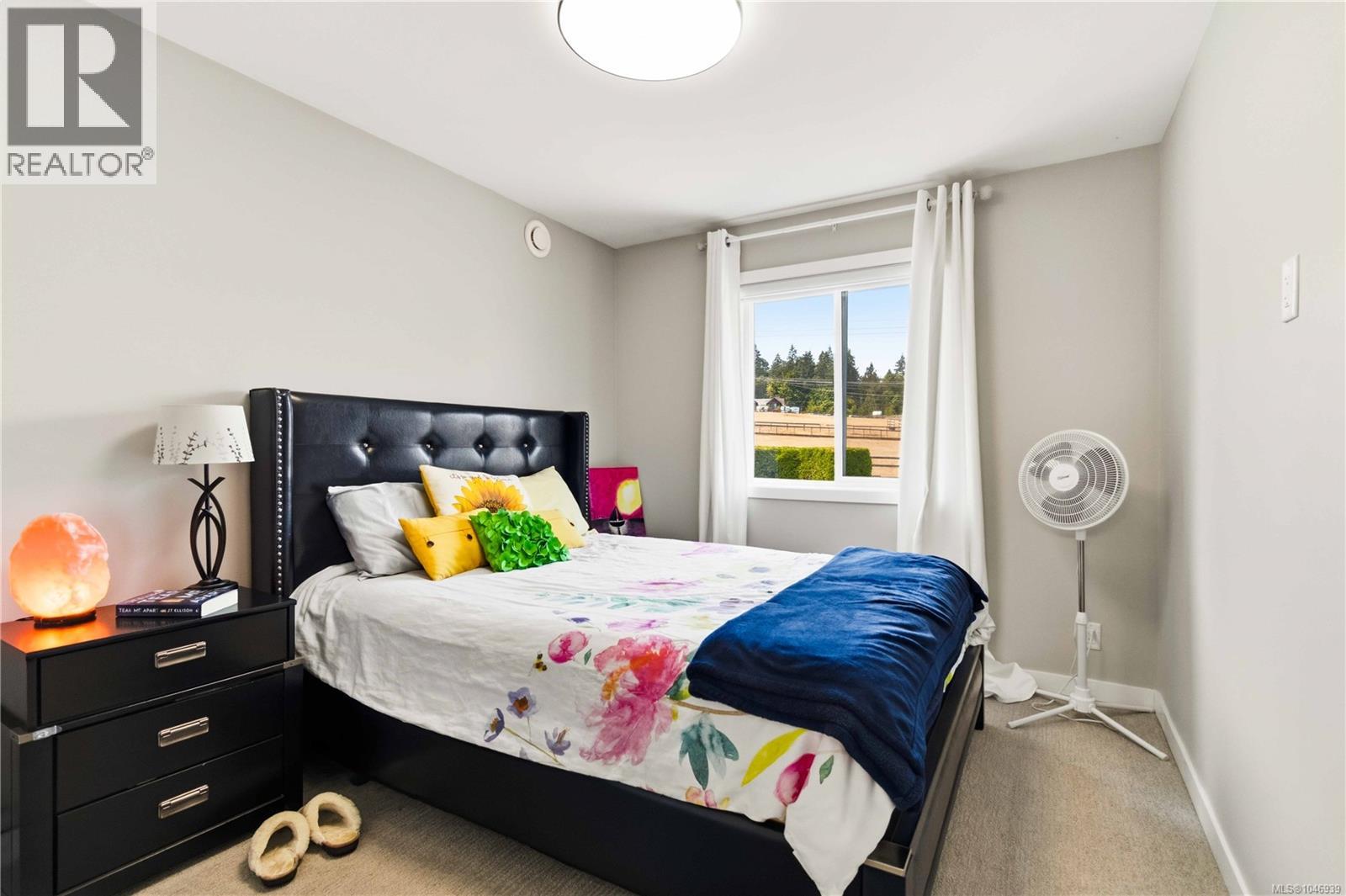 7081 East Saanich Rd - Image 34