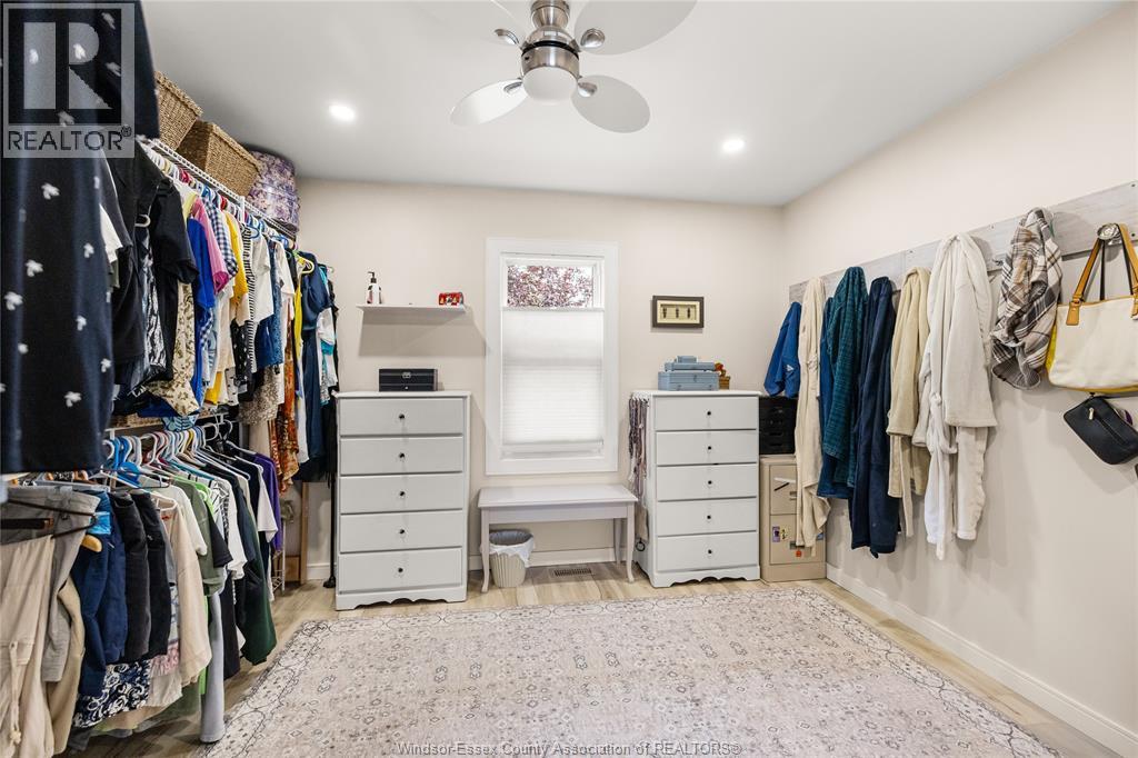1233 Croydon DRIVE - Image 23