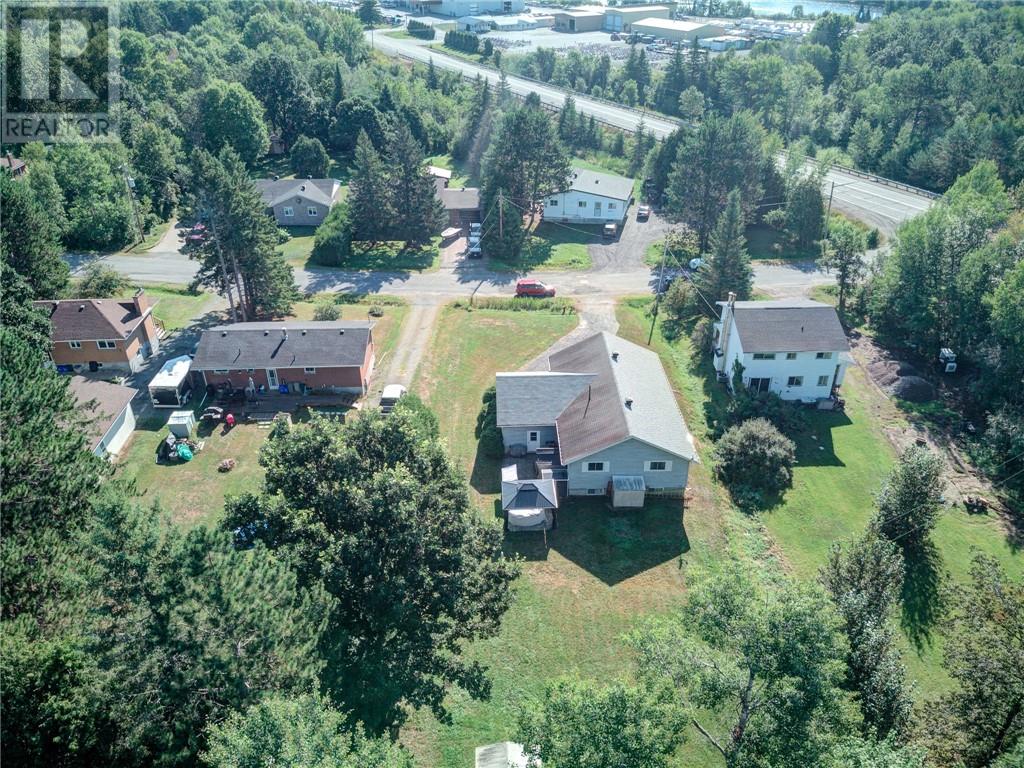 29 Leblanc Street - 28