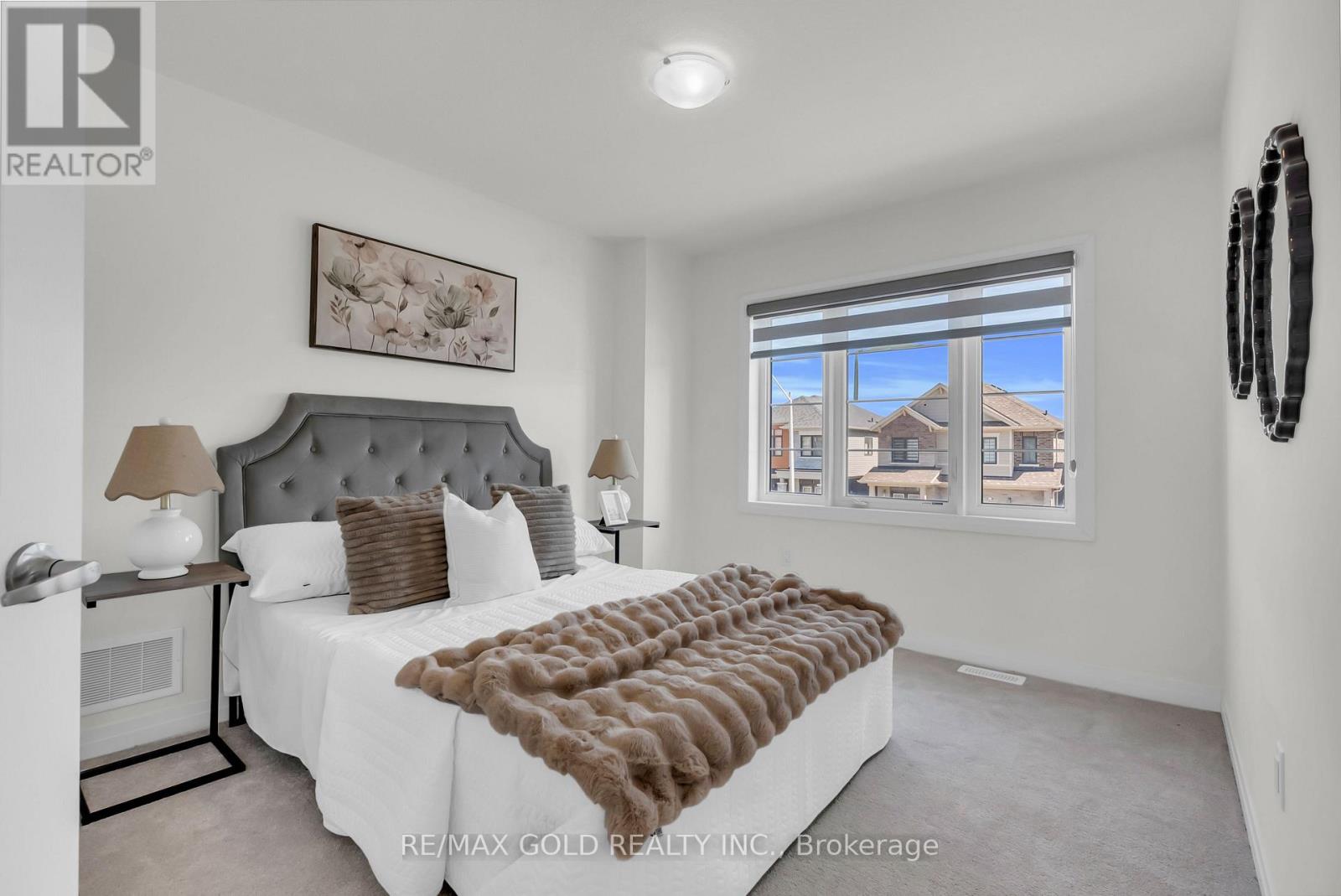 25 HERITAGE WAY - Image 31