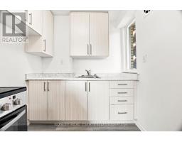 310 - 85 Lawton Boulevard, Toronto, ON M4V1Z7 Photo 9