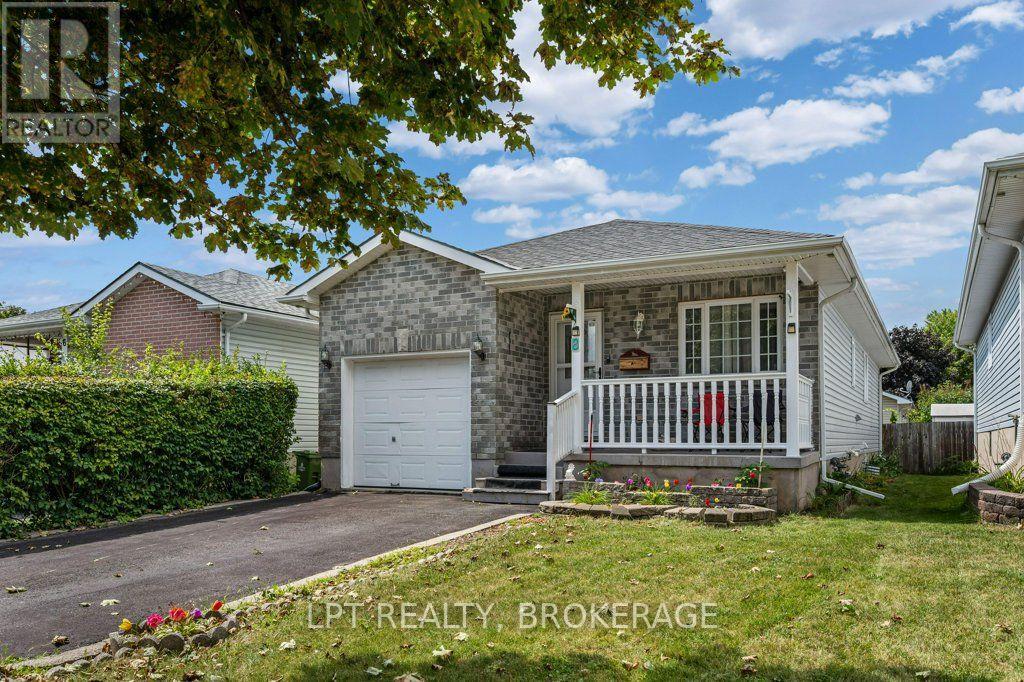 8 WILFRED CRESCENT - 7